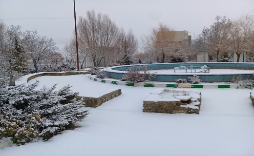 بارش برف در استان سمنان به روایت تصویر