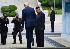 واشنگتن پست: چگونه قمار ترامپ برای مذاکره با کره شمالی ناتمام باقی ماند؟