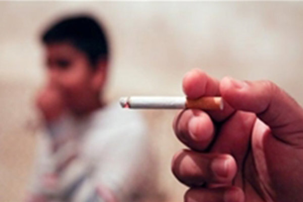 ناقوس شوم مصرف دخانیات در پشت درب‌های مدارس/آموزش پیشگیری از اعتیاد در اولویت مدارس قرار گیرد