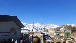 بخش‌هایی از بدنه هواپیمای اوکراینی سقوط‌ کرده در شاهدشهر شهریار + فیلم