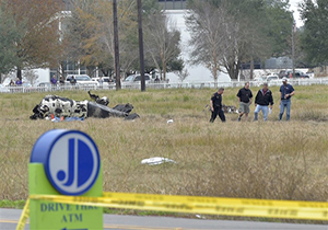 سقوط هواپیما در لوئیزیانا با پنج کشته + فیلم