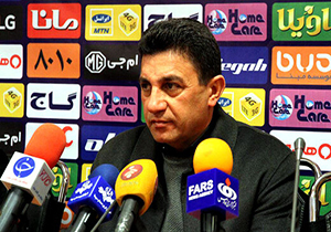 واکنش قلعه نویی به شایعات انتخاب وی به عنوان سرمربی تیم ملی فوتبال + فیلم