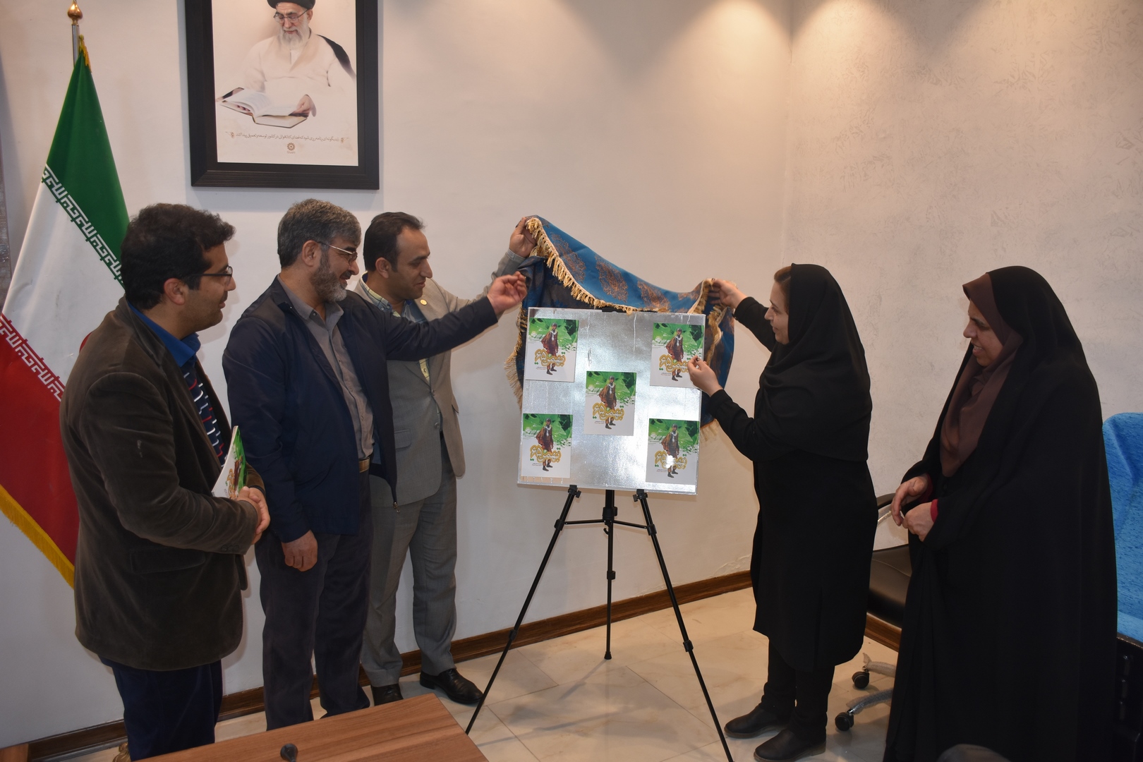 کتاب «بهمن ۶۵» در شیراز رونمایی شد