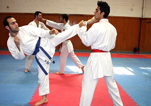 برگزاری مسابقات کاراته با حضور تیم بندر ماهشهر