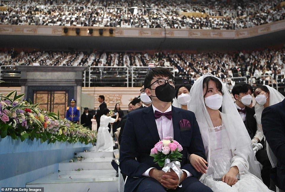 ازدواج در سایه ترس از ویروس کرونا! + تصاویر