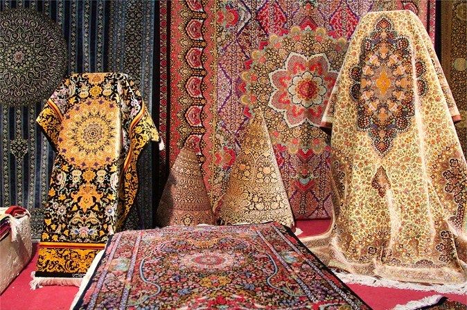 گشایش شانزدهمین نمایشگاه فرش دستباف استان فارس