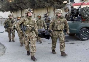 نظامیان انگلیسی در عراق می‌مانند!