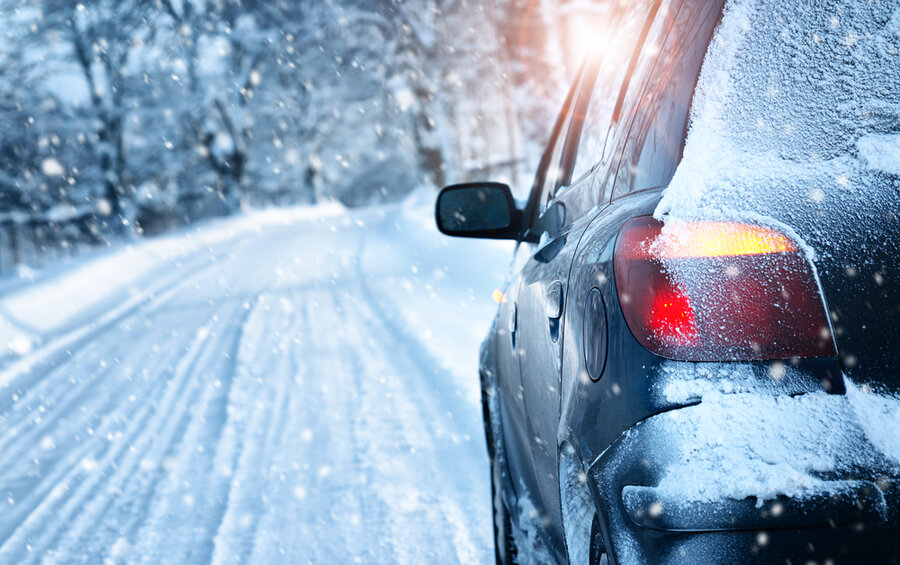 در برف و یخبندان چطور رانندگی کنیم؟