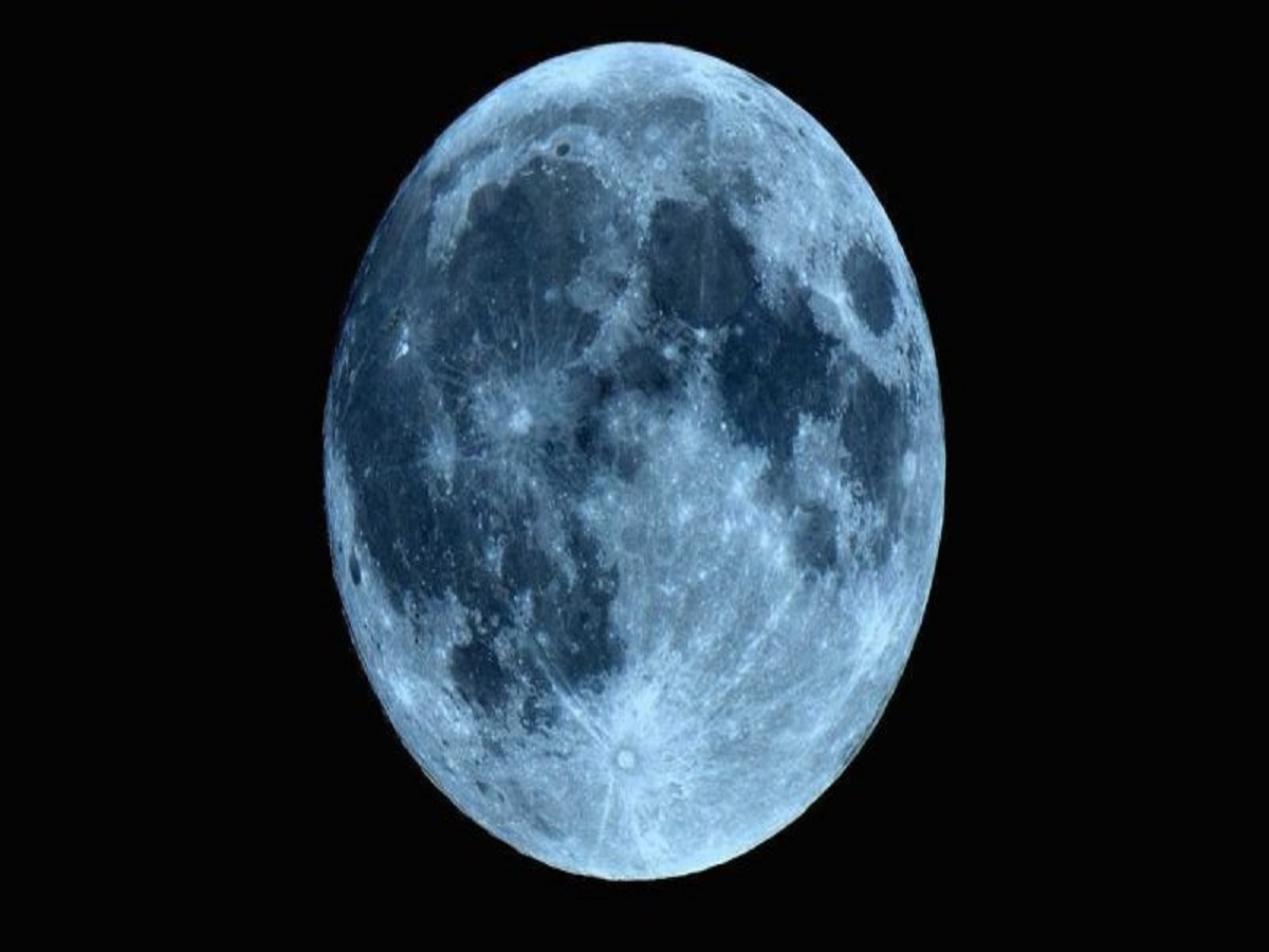 علت چین و چروک‌های کره ماه چیست؟