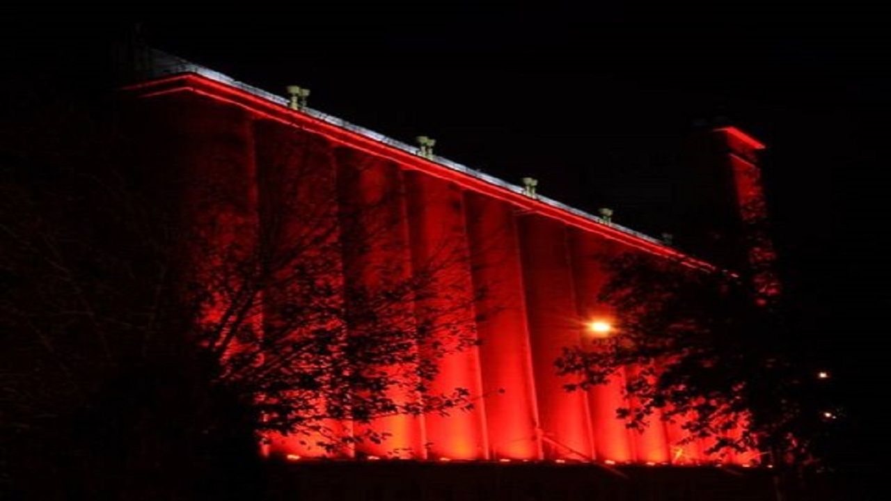 نورپردازی ویژه ساختمان سیلوی اصفهان