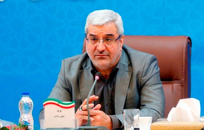 رئیس ستاد انتخابات رای خود را به صندوق انداخت