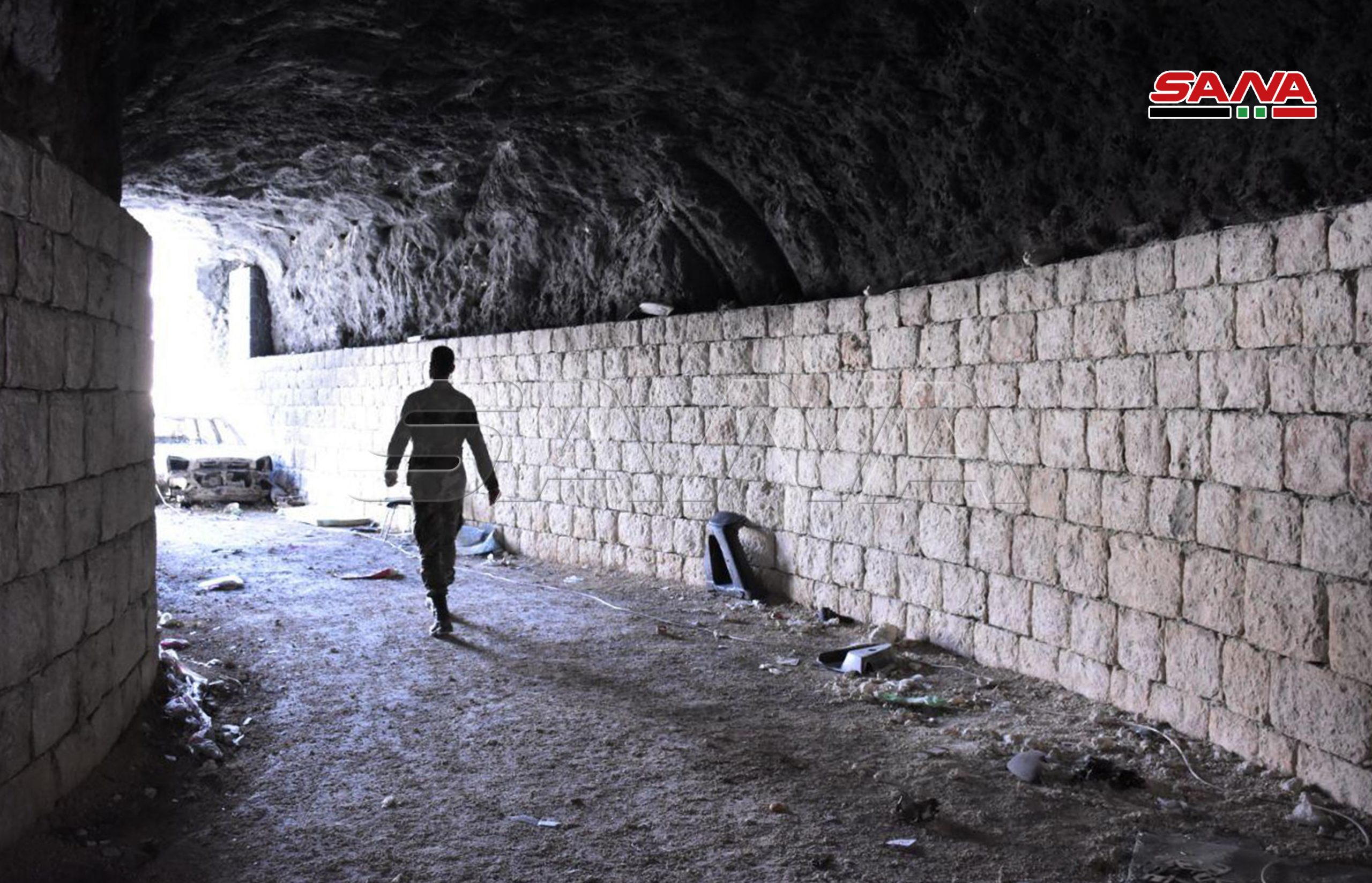 ارتش سوریه مقر زیرزمینی سرکرده جبهه النصره را کشف کرد+ تصاویر