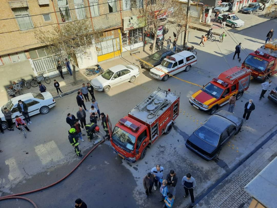 آتش سوزی انبار نگهداری لوازم استوک خودرو در مشهد