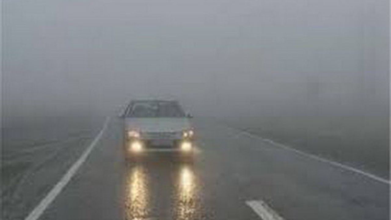 مه گرفتگی باعث کاهش دید افقی در مسیر ارتباطی ایلام-سرابله شد