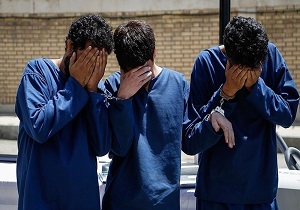 بازداشت ۷ نفر از عوامل توزیع الکل‌های تقلبی در اهواز