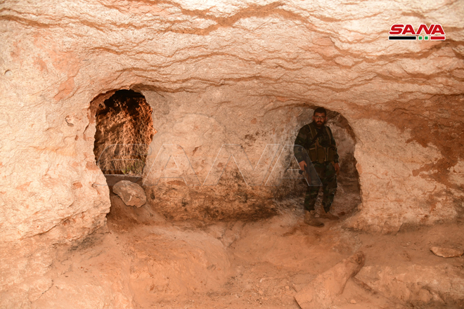 کشف شبکه‌ای از تونل‌های جبهه النصره در اطراف شهرک حیان+ تصاویر