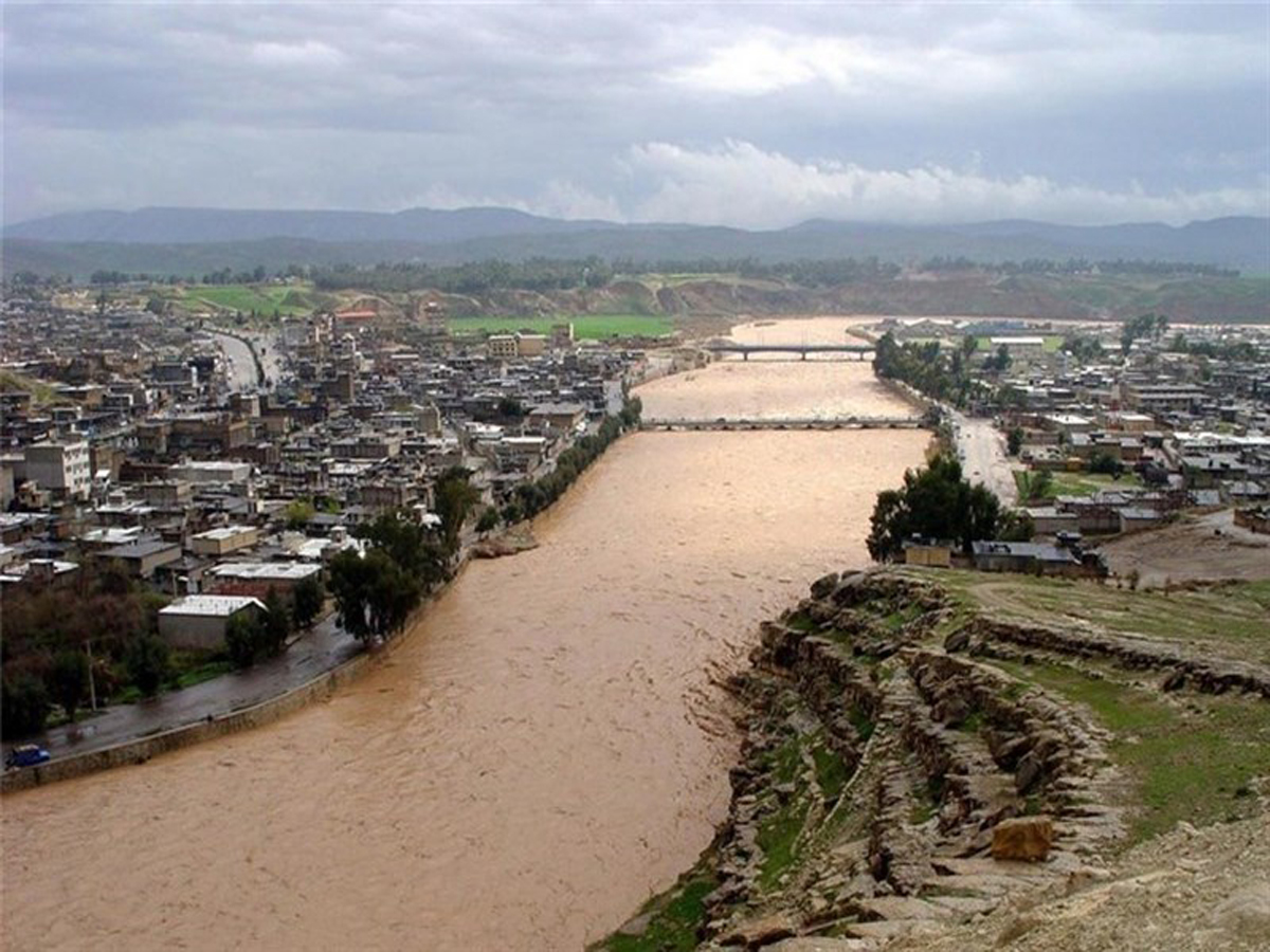 دبی رودخانه کشکان در حال کاهش/ تاکنون آب وارد شهر پلدختر نشده است