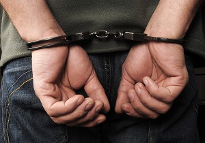 دستگیری سرکرده باند سارقان مسلح با ۱۷ همدست در ایستگاه پلیس