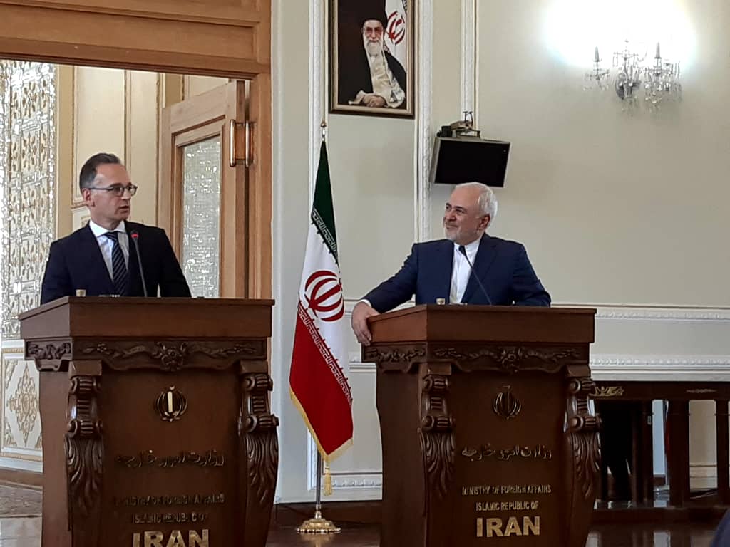 ظریف: ایران موظف است علاوه بر تعهدات بین المللی به حقوق مردمش هم پایبند باشد/ ماس: نمی‌توانیم در خصوص برجام معجزه کنیم