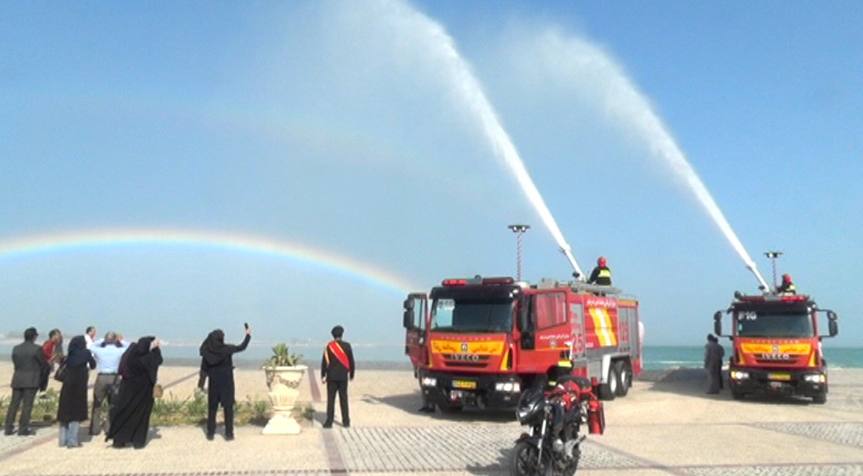 ناوگان آتش نشانی بوشهر صاحب دو دستگاه خودرو جدید شد