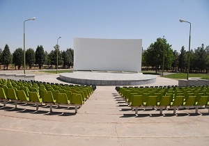 احداث بزرگترین آمفی تئاتر و سینمای روباز کشور در خوی