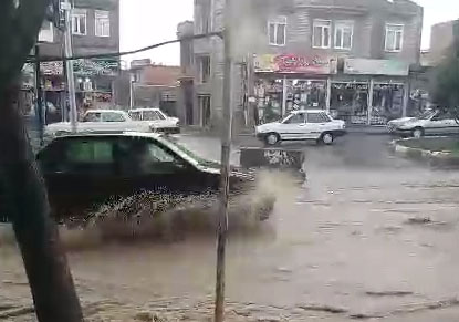 آبگرفتگی خیابان‌های ارومیه بعد از بارندگی + فیلم