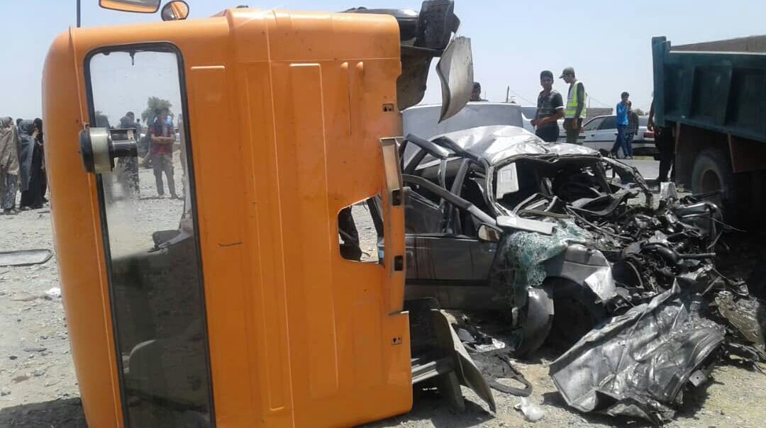 حادثه تلخ برای اتوبوس مسافربری در محور ایرانشهر-بم/۷ نفر در دم جان باختند/ اعزام یک بالگرد به منطقه + تصاویر و فیلم