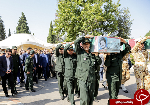 مراسم استقبال از شهداء در فرودگاه شیراز