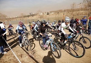 برگزاری مسابقات استعدادیابی دوچرخه سواری و اسکیت در بیجار