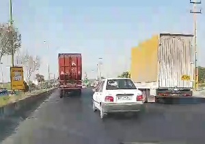 خودروی حمل زباله که جاده را آلوده می‌کند + فیلم