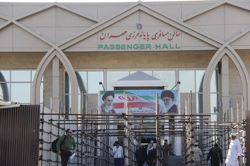 تردد روزانه شش هزار زائر از مرز مهران