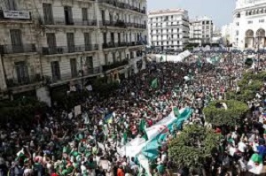 درخواست فرمانده ارتش الجزایر برای برگزاری انتخابات طی سال جاری