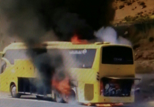 آتش سوزی اتوبوس در محور سعادت شهر به مرودشت