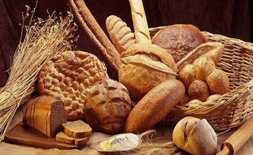 کدام نان را مصرف کنیم؛ سنتی یا صنعتی؟!/ مناسب‌ترین نان برای سبد غذایی خانوار