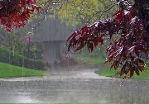 تداوم بارش باران /دریا تا پایان هفته برای شنا نامناسب است