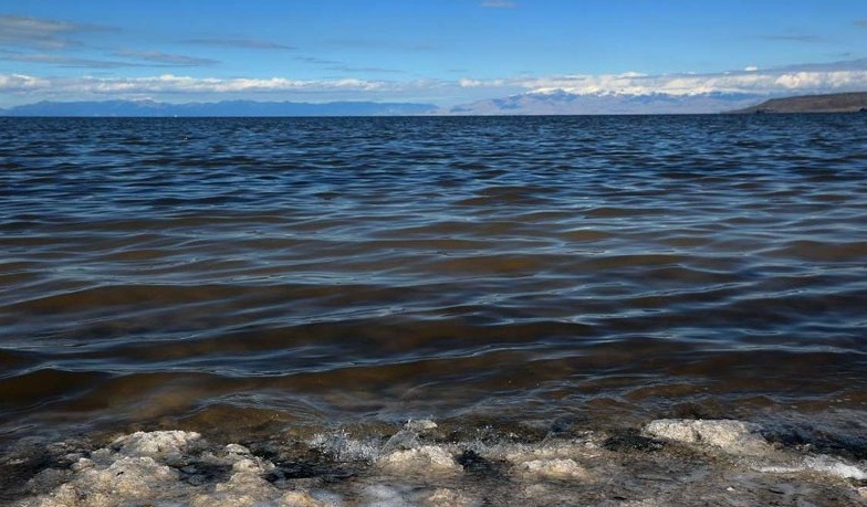 کاهش ۱۰ سانتیمتری تراز دریاچه ارومیه نسبت به ماه گذشته