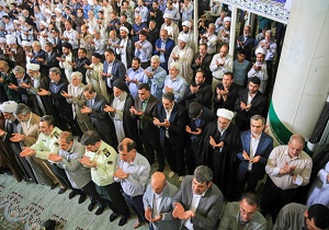 مجریان نماز جمعه به جناح‌های سیاسی وابسته نباشند