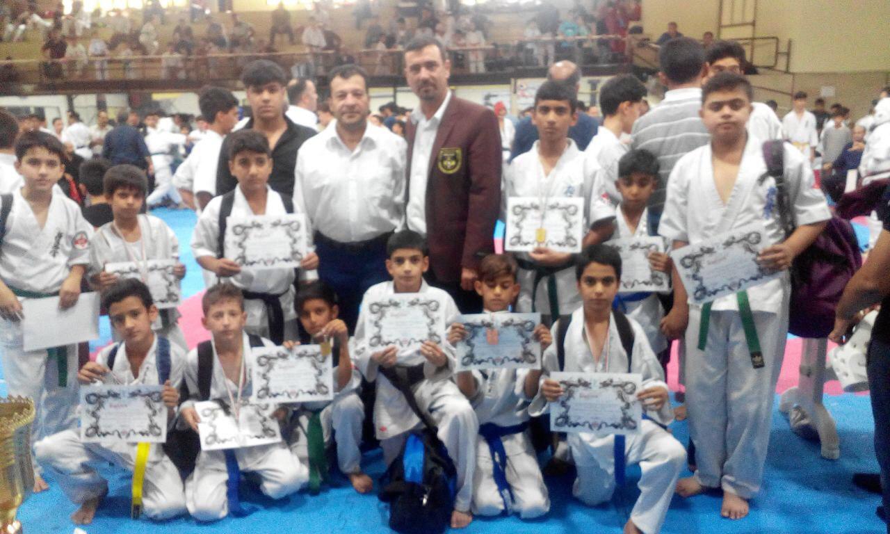 کرمان بر سکوی سوم مسابقات کیوکوشین کاراته اویاما قهرمانی کشور