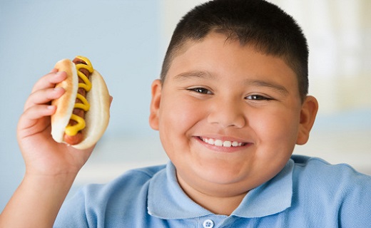 3  بامداد/ پرخوری و کم تحرکی عامل اصلی چاقی کودکان/ چاقی‌های ژنتیکی بسیار کم هستند