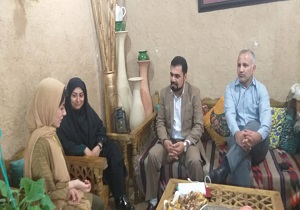 بازدید مسئولان از مرکز هنر‌های تجسمی فاطمه عبادی در بندر ماهشهر