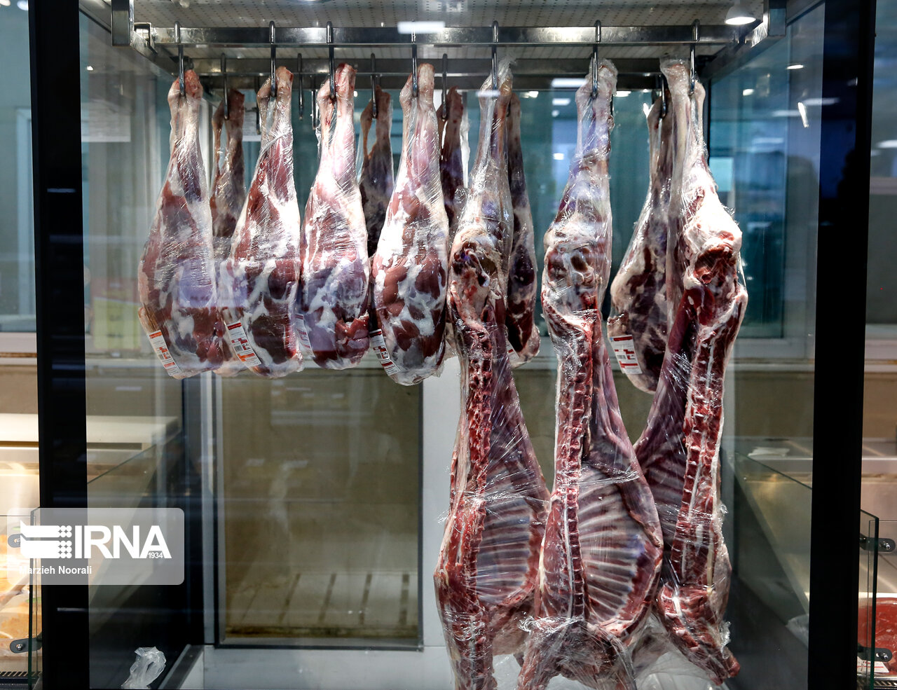کاهش قیمت گوشت در بازار مشهد