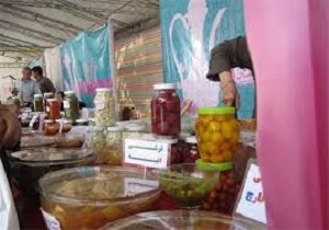 نمایشگاه سوغات ۱۷ استان امروز در خرم آباد افتتاح شد