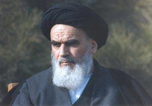 نقشه دشمنان برای اختلاف افکنی میان برادران شیعه و سنی به روایت امام خمینی (ره) + فیلم