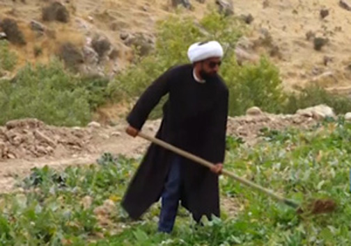 دگرگون شدن صنعت کشاورزی ایلام با یک روحانی تا حماسه آفرینی مردان و زنان بوشهری در ایستادگی مقابل متجاوزان انگلیسی + فیلم