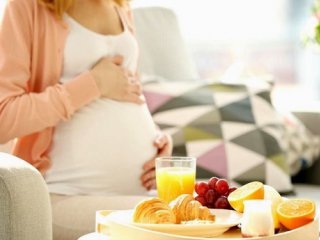 صبحانه در بارداری چی بخوریم