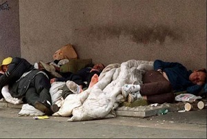 مردم لندن شب گذشته در خیابان‌ها خوابیدند!