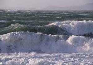 دریای خزر از سه شنبه مواج می‌شود