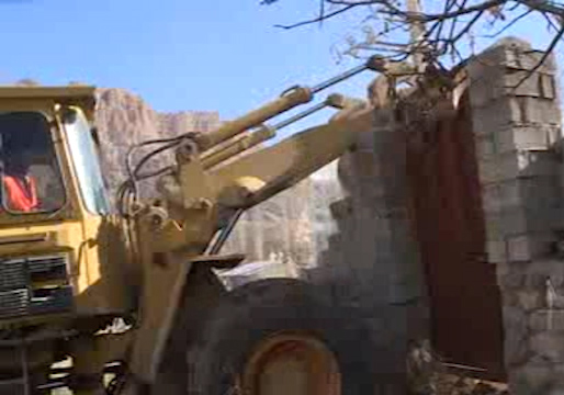 تخریب ۹۰ فقره ساخت و ساز غیرمجاز در اراضی کشاورزی فیروزکوه + فیلم