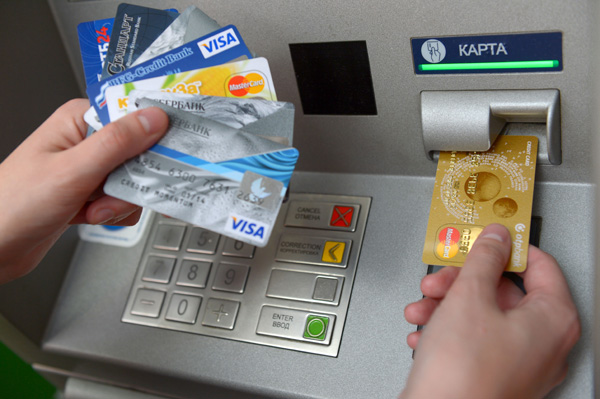 محدودیت سراسری تمام حساب‌های بانکی افرادی که بیش از دو بار کارت‌های خود را اجاره می‌دهند