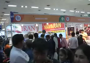 علاقه مردم هند به خرید محصولات ایرانی + فیلم